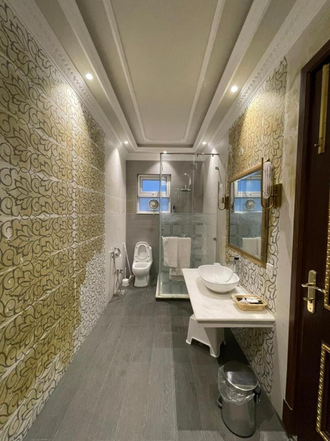 Arish Luxury Suites Скарду Экстерьер фото